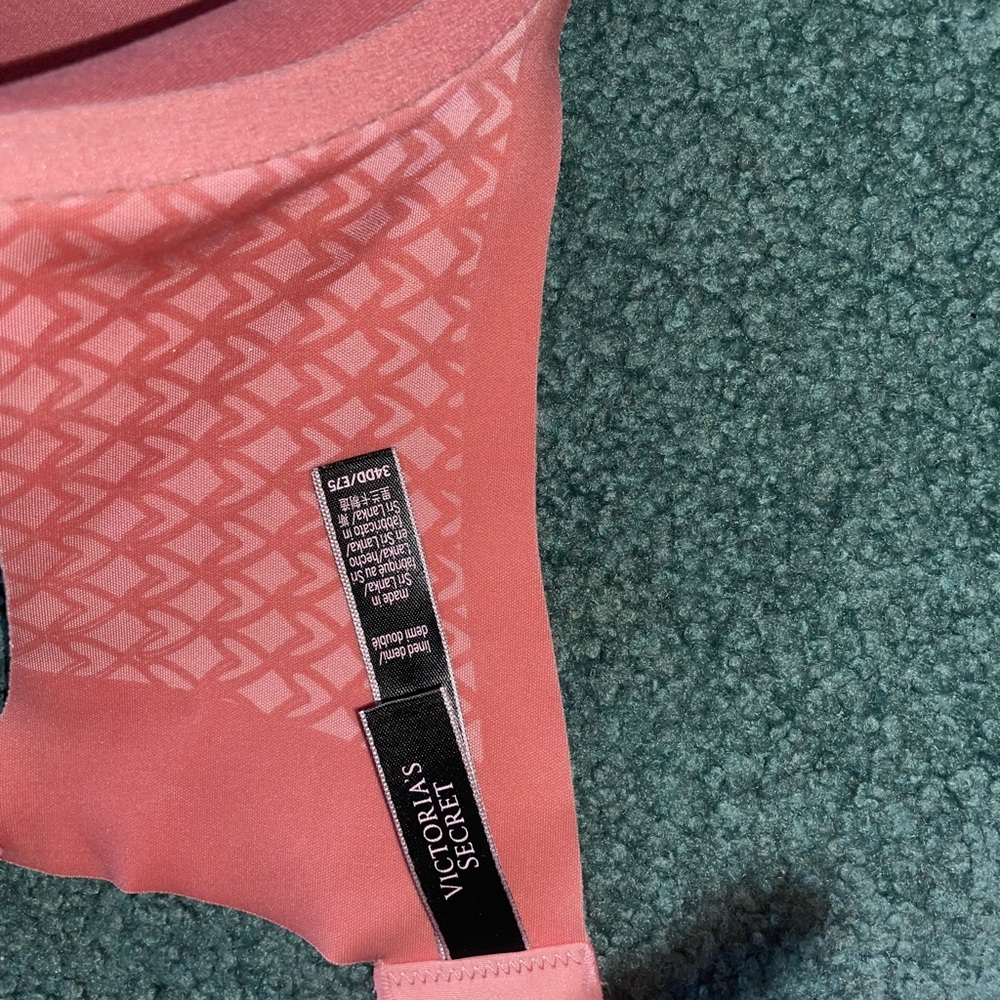 Victoria’s Secret bra